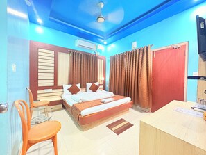 Free WiFi, bed sheets - Swarna Villa puri Near Sea Beach (Puri)