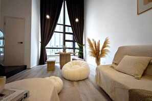 Room - Urban Loft: MRT Convenience, KLCC Nearby @ Eko Cheras (Kuala Lumpur)