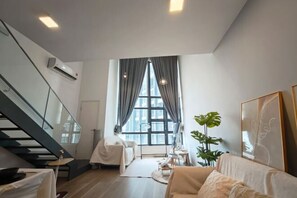 Room - Urban Loft: MRT Convenience, KLCC Nearby @ Eko Cheras (Kuala Lumpur)