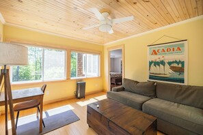 TV - Spacious Home w/ Hot Tub, Games, Expansive Layout (Bethel)