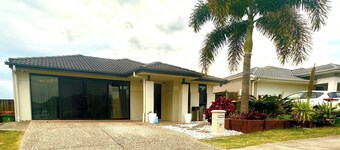 Spacious House in Redbank Plains