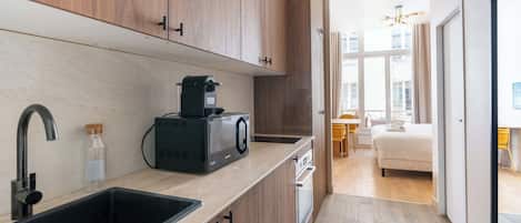 Microwave, oven, stovetop, coffee/tea maker