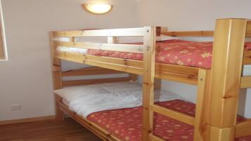 2 bedrooms
