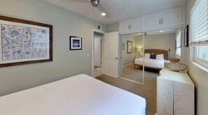 3 bedrooms, desk, iron/ironing board, travel cot