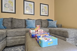 Apartment, 2 Bedrooms | Game room