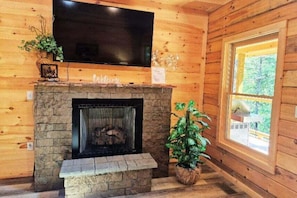 Cabin, 2 Bedrooms | Interior