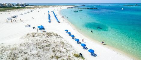 Condo, 3 Bedrooms | Beach | Beach nearby