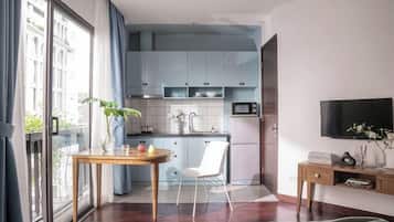 Studio | Iron/ironing board, free WiFi