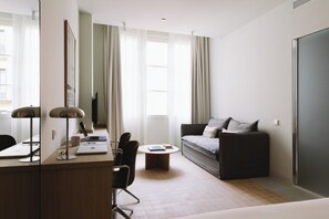 Superior Double Room | Desk, laptop workspace, free WiFi