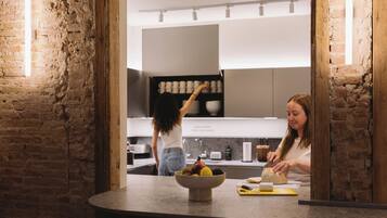 Refrigerador y microondas