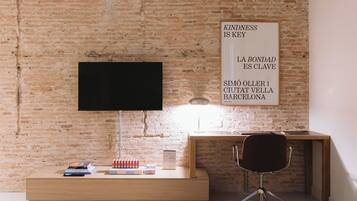 Chambre Double Supérieure | Bureau, espace de travail pour ordinateur portable, Wi-Fi gratuit