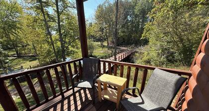 5 Private Cabins Retreat on the Muskegon River and White Pine Trail