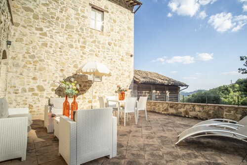 Apartment With Terrace in Assisi