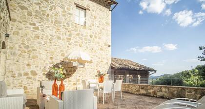 Apartment With Terrace in Assisi
