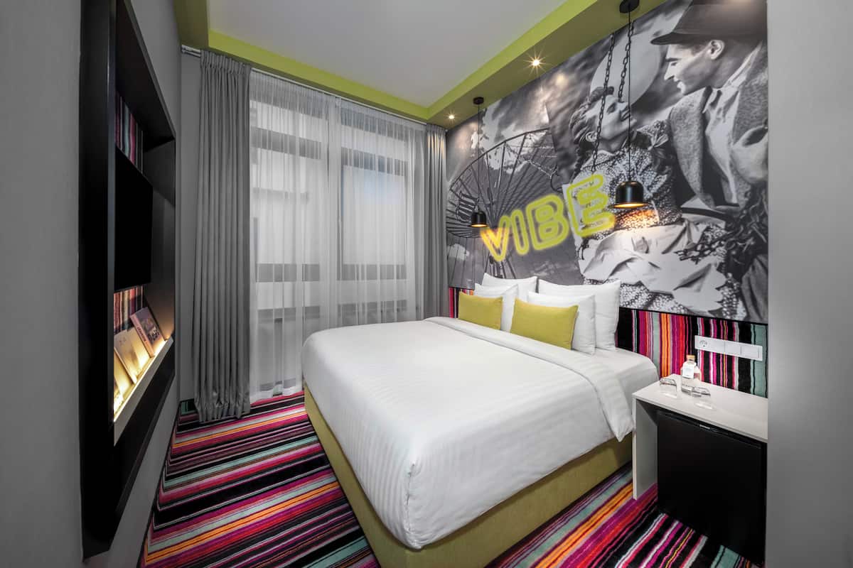 Chill room | In-room safe, desk, laptop workspace, soundproofing