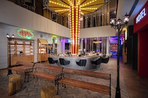 Lobby lounge - Mamaison VIBE Hotel Downtown Budapest (Budapest)