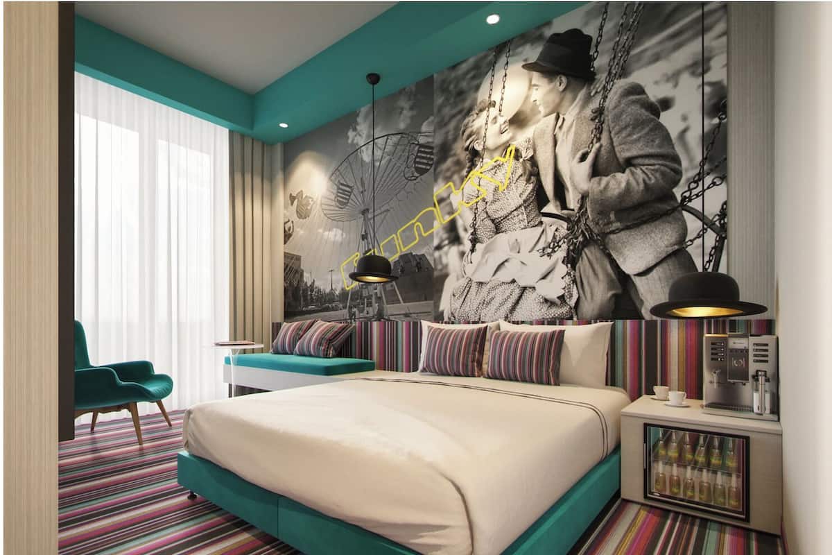 In-room safe, desk, laptop workspace, soundproofing