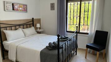 Villa | 4 bedrooms, iron/ironing board, bed sheets