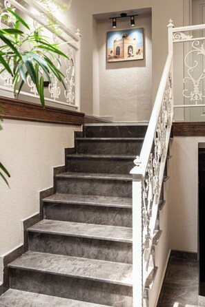 Staircase - Perla De Mar Boutique Hotel (Baku)