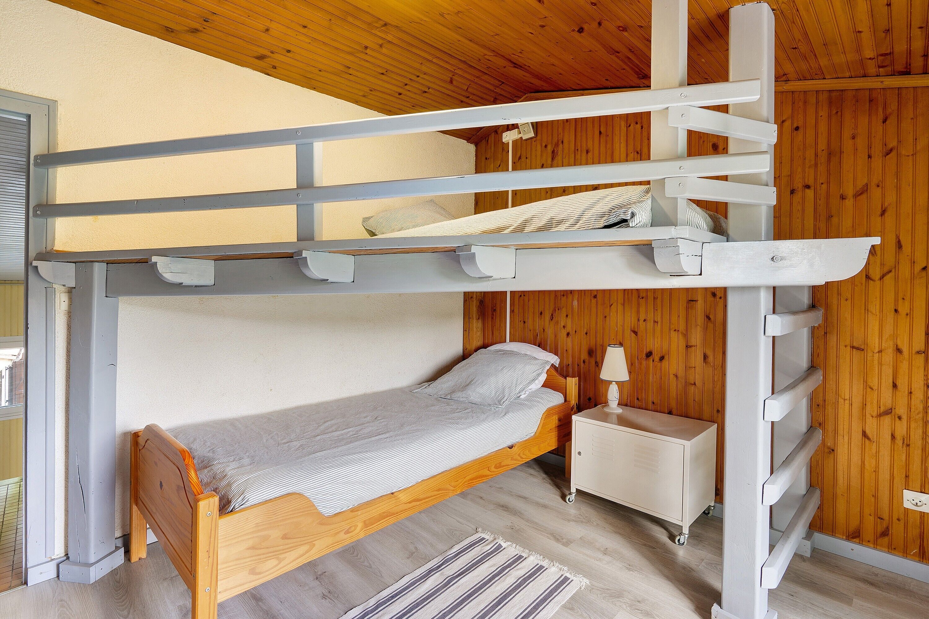 3 dormitorios, tabla de planchar con plancha, wifi y ropa de cama