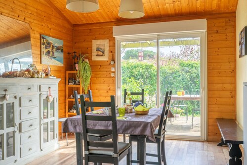 Le Pommier - Bed and Breakfast Room with Wi-Fi in Royan