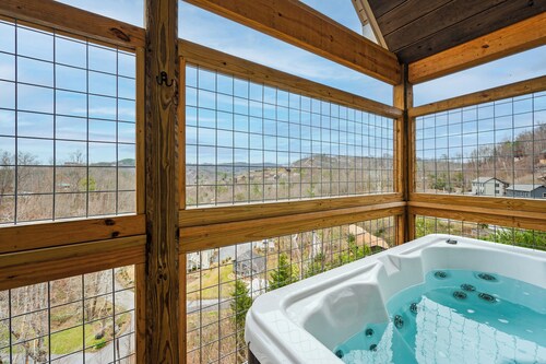 Great location with a view!  Enjoy the sauna and the hot tub and check out bears