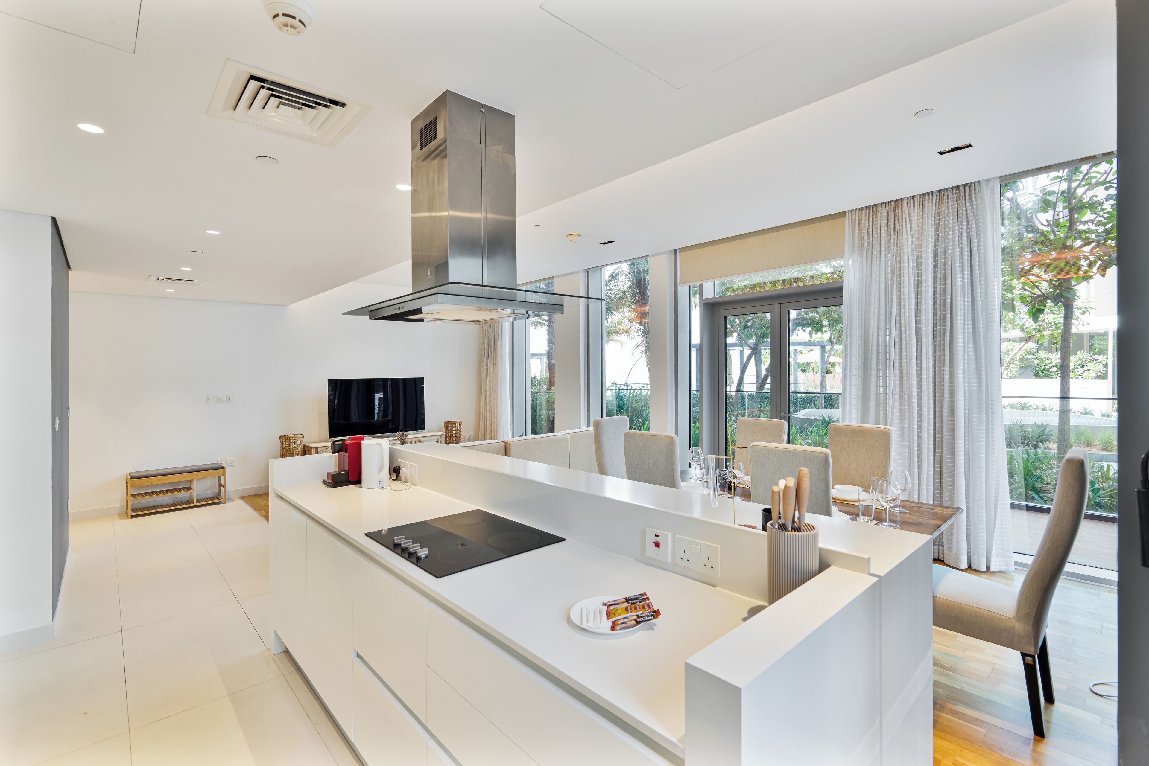 Luxury-Apartment, eingeschränkter Meerblick | Eigene Küche