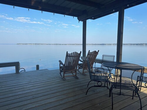 Lakefront Getaway on Lake Livingston, Sleeps 18, Dock, Slide & Sunset Views