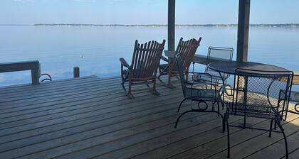 Lakefront Getaway on Lake Livingston, Sleeps 18, Dock, Slide & Sunset Views