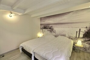 3 makuuhuonetta, silitysrauta/-lauta, ilmainen Wi-Fi