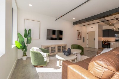Historic Beacon Loft Downtown Tulsa