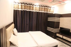 Deluxe Room | Free WiFi