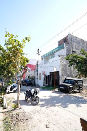 Fachada da propriedade