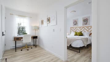 2 dormitoris, escriptori, planxa i posts de planxar i wifi gratuïta