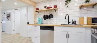 Beautiful 2Bdr apartment down town Sydney.