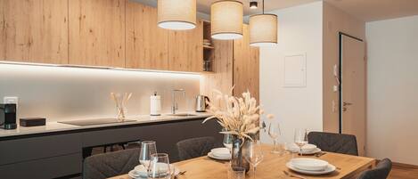 2 Bedrooms Apartment Castanea | Living area