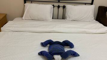 Chalet, 1 Bedroom, Accessible, Smoking | 1 bilik tidur
