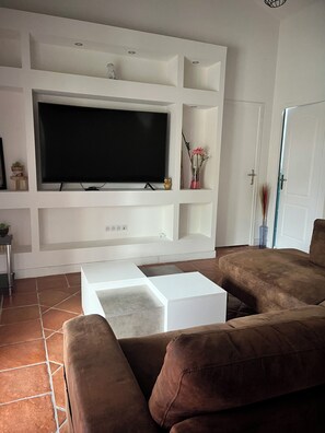 تلفزيون ذكي، كُتُب