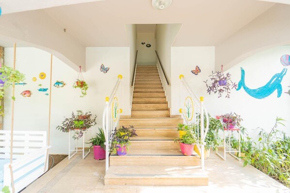 Interior - Villa Garden Island - Four Bedroom Villa, Sleeps 10 (Dalyan)