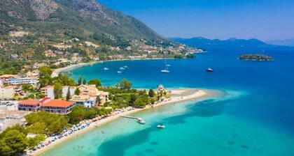 Villa Melanthi - Three Bedroom Villa, Sleeps 6