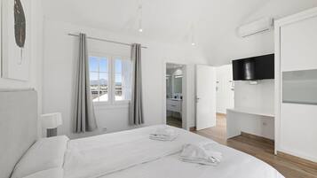 3 dormitoris, planxa i posts de planxar, wifi i roba de llit