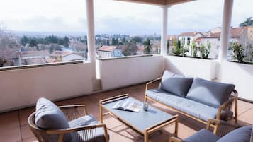 Exclusive Double Room | Terrace/patio