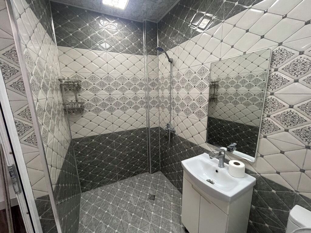 Standard Double Room, City View | Bathroom | Free toiletries, hair dryer, slippers, towels