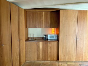 Apartment, 1 Katil Raja (King) | Dapur peribadi
