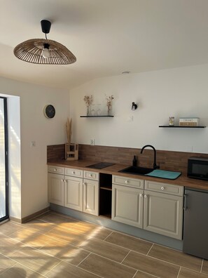 Microwave, oven, stovetop