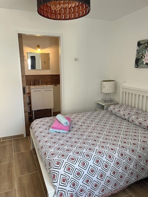 1 Schlafzimmer, WLAN, Bettwäsche