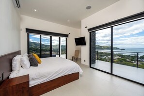 5 slaapkamers, een strijkplank/strijkijzer, gratis wifi, beddengoed