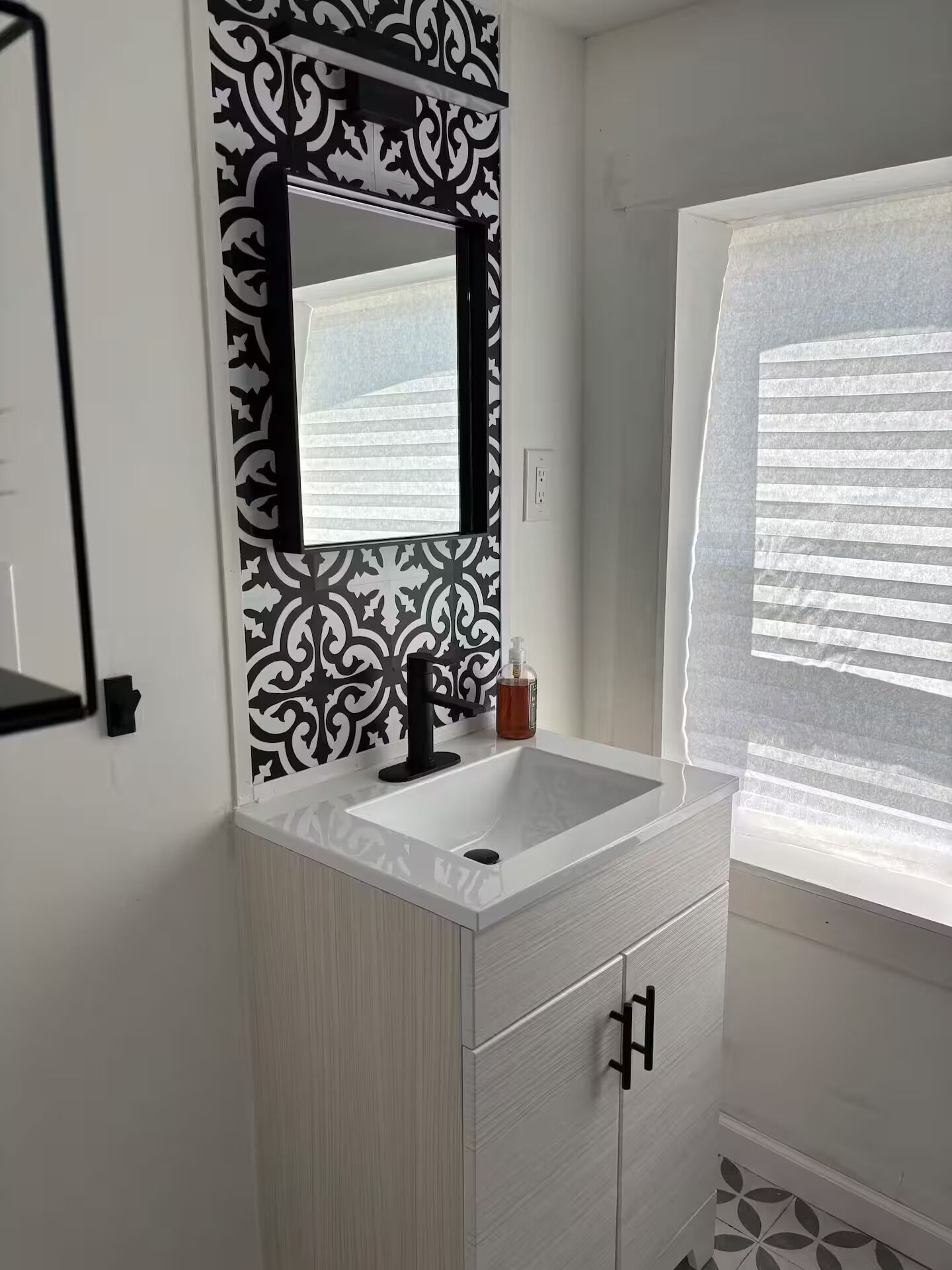 Shower, towels, soap, toilet paper