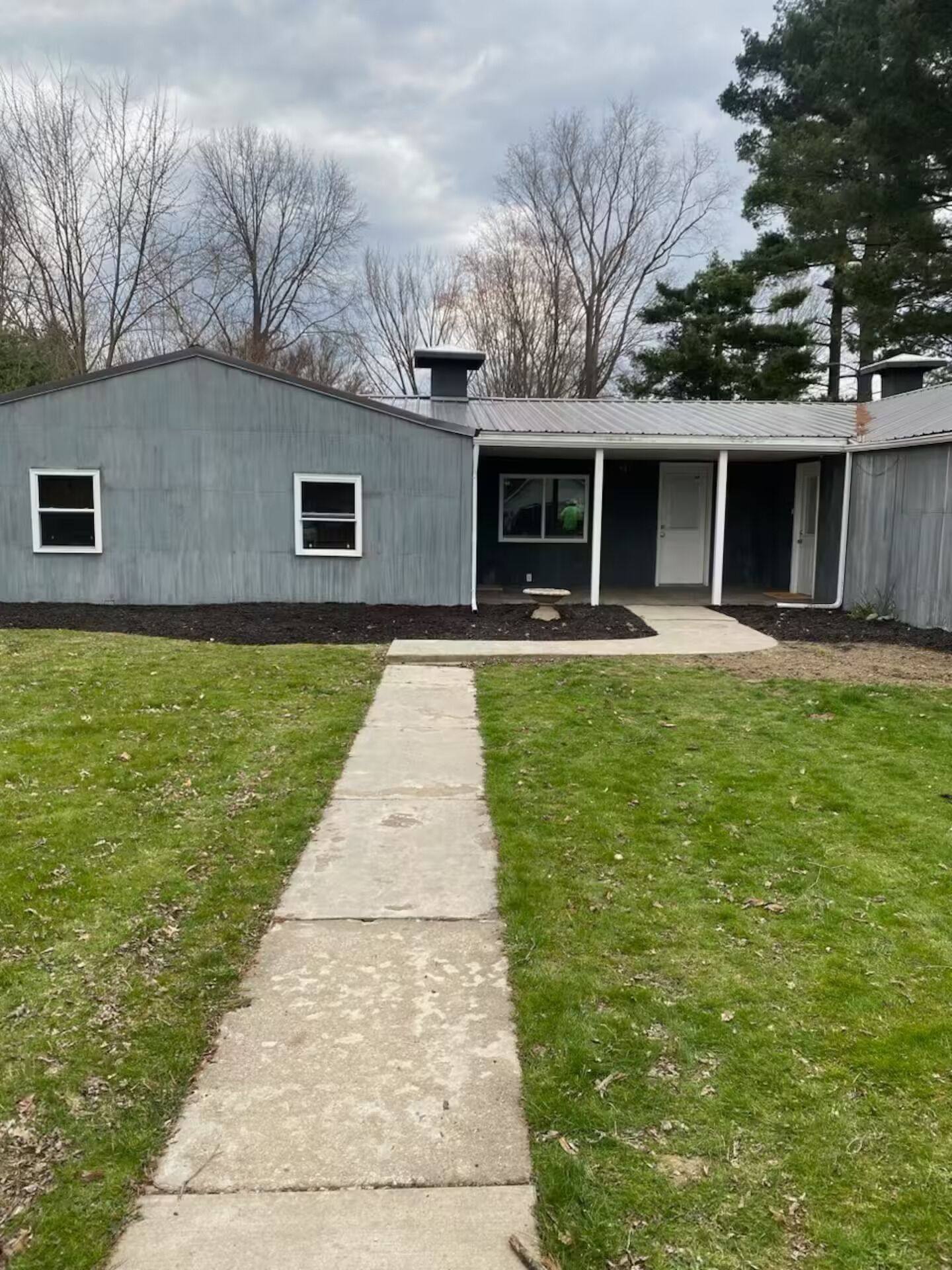 المنشأة من الخارج