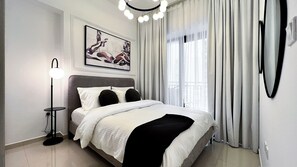 1 bedroom, in-room safe, desk, iron/ironing board